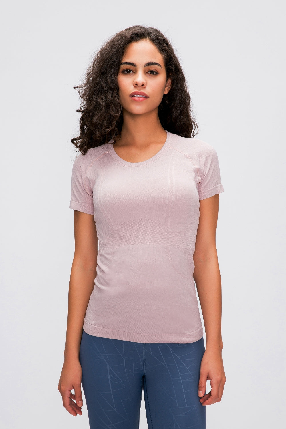 Round Neck Short Sleeve Active T-Shirt - Parsifale