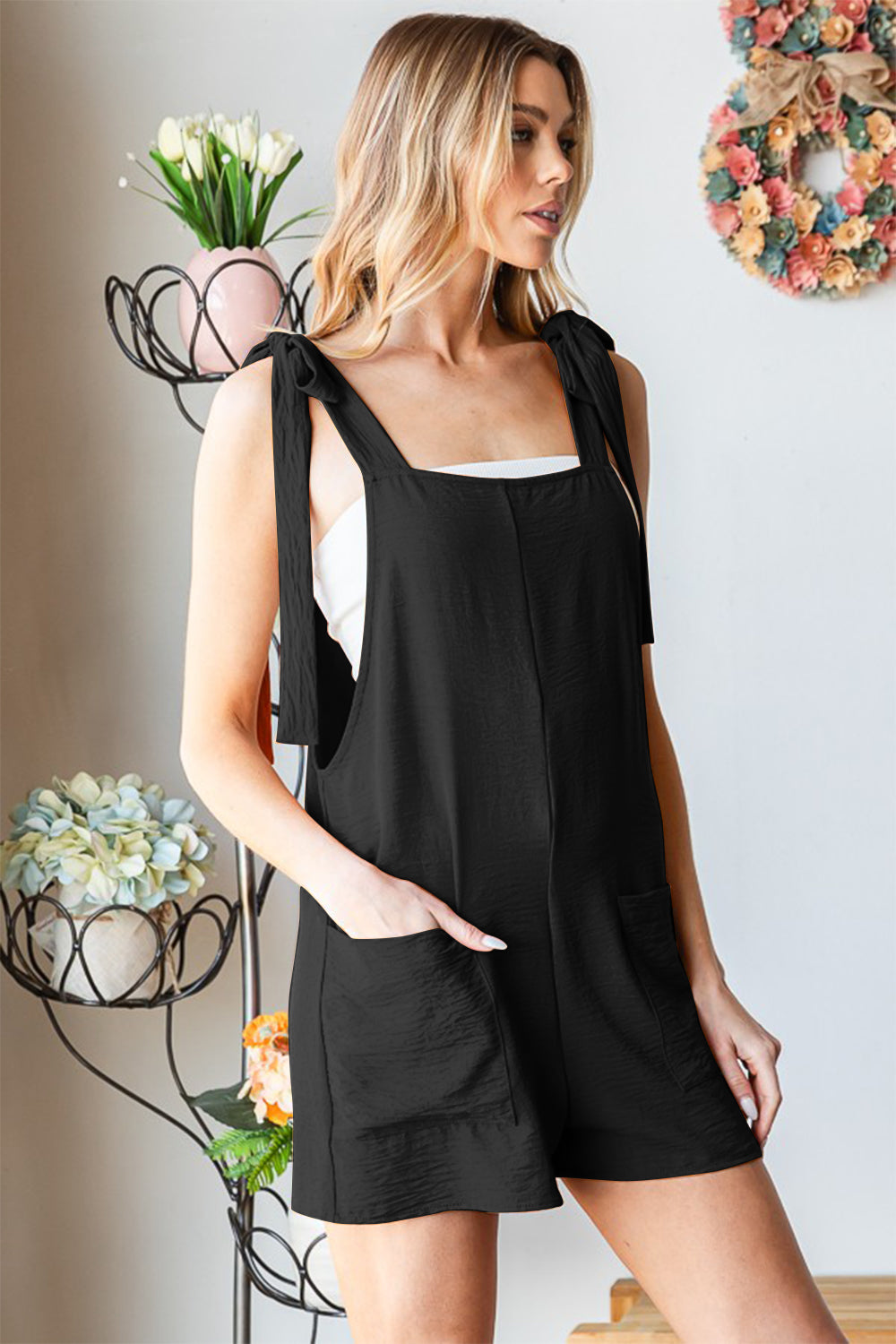 Heimish Full Size Sleeveless Romper with Pockets - Parsifale