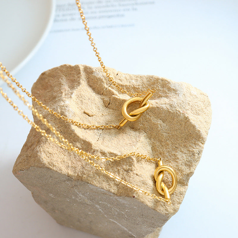 18K Gold-Plated Titanium Steel Knot Necklace - Parsifale